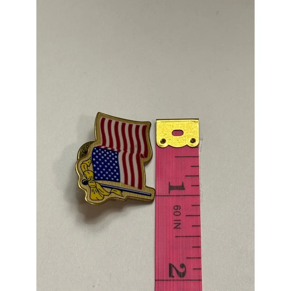 Vintage American Flag Lapel Pin Yellow Bow‎ Union Made USA Patriotic Gold Tone